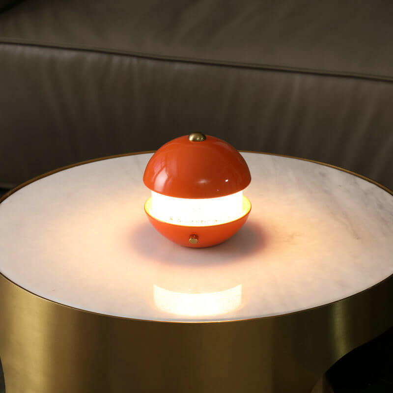 Moderne kreative einfache runde LED-Tischlampe aus Metall 