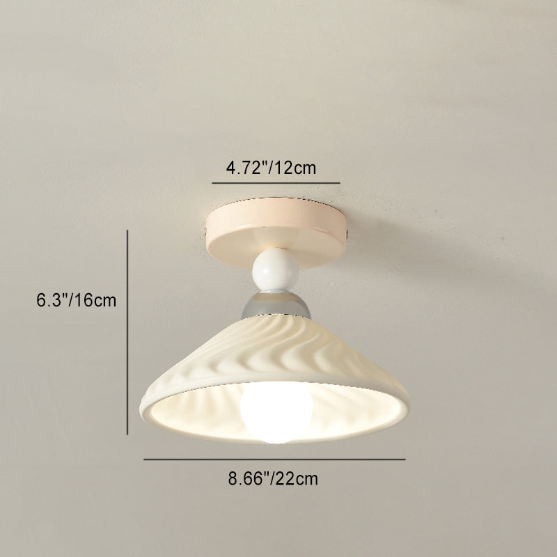 Zeitgenössische skandinavische cremefarbene Keramik-Deckenleuchte mit geometrischem rundem Schirm und 1 Licht, halbbündige Montage für Wohnzimmer 