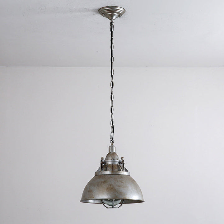 Zeitgenössische industrielle Retro-Pendelleuchte im Used-Look aus grauem Aluminium mit halbrundem Schirm und 1 Licht für Unterhaltungsräume 
