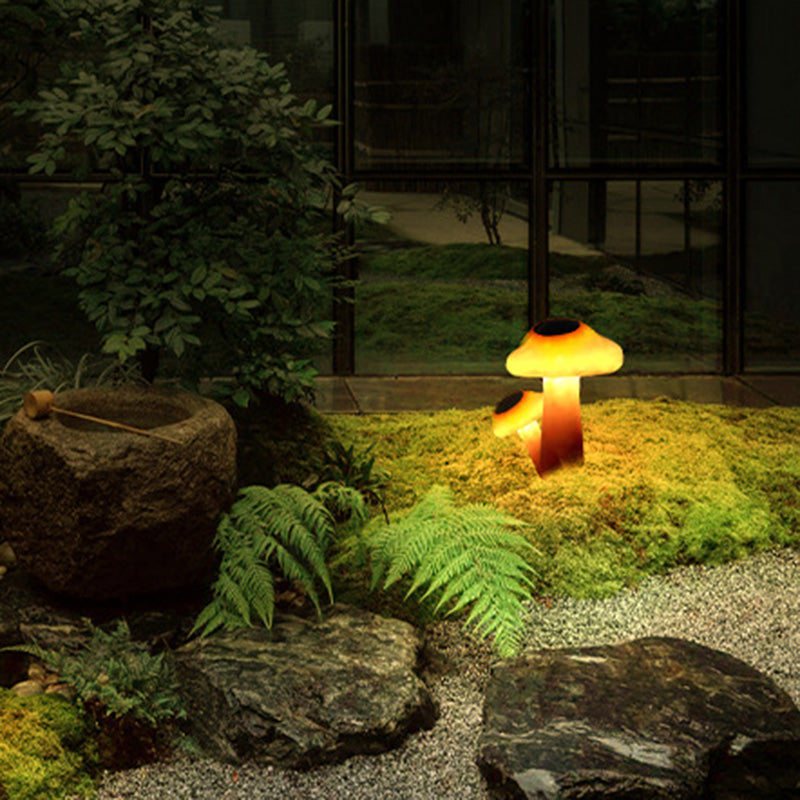 Luz LED de paisaje al aire libre con forma de hongo de resina solar impermeable de estilo Art Deco moderno para jardín 