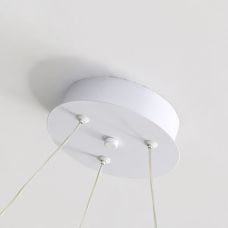 Moderner minimalistischer Crescent PE-Eisen-LED-Kronleuchter für Schlafzimmer 