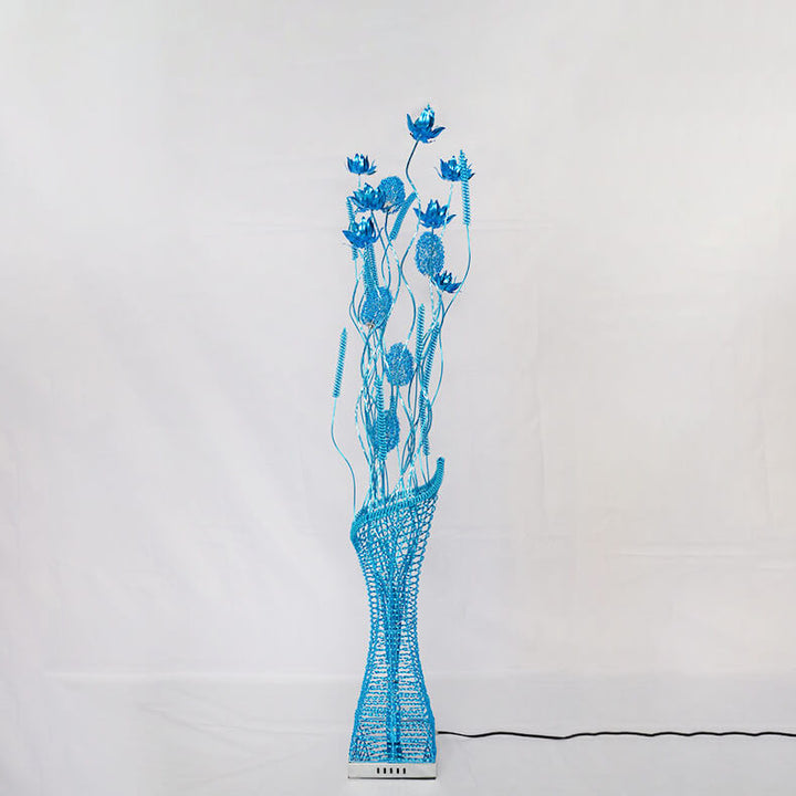 Rustikale romantische handgefertigte Lotusblumen-Cluster-Aluminiumrahmen-LED-Stehlampe 