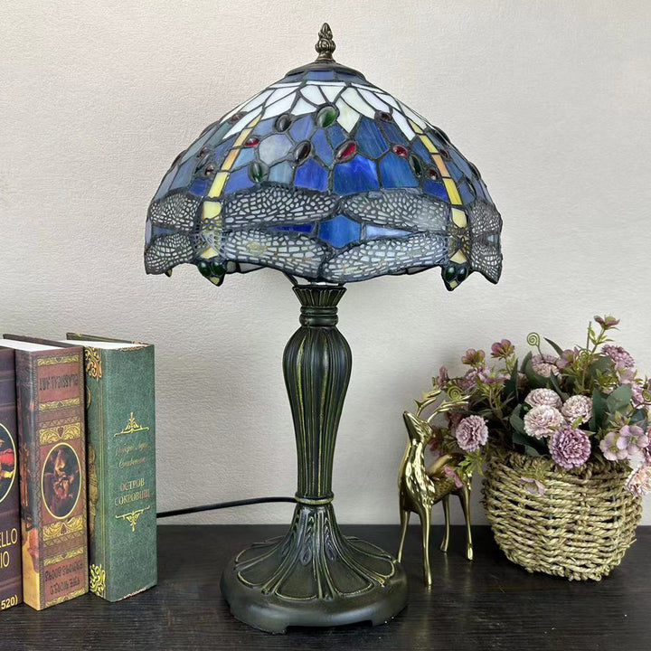 Lampe de table à 1 lumière avec dôme en verre métallique Tiffany traditionnel, motif raisin, fleur, libellule et papillon pour chevet 