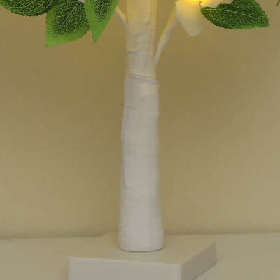 Weihnachtsdekorative Zedernnadel Simulierte Baumlicht Batterie Dekorative Tischlampe