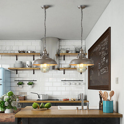 Zeitgenössische industrielle Retro-Pendelleuchte im Used-Look aus grauem Aluminium mit halbrundem Schirm und 1 Licht für Unterhaltungsräume 