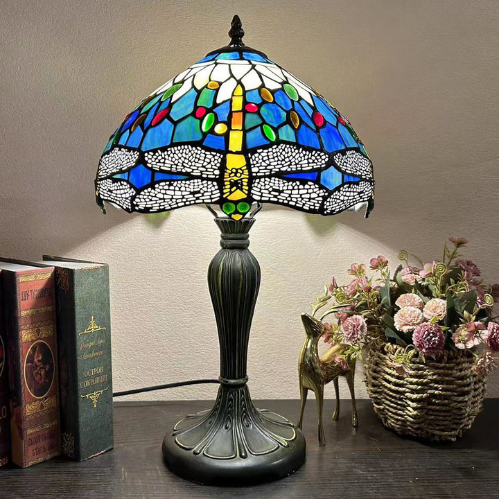 Lampe de table à 1 lumière avec dôme en verre métallique Tiffany traditionnel, motif raisin, fleur, libellule et papillon pour chevet 