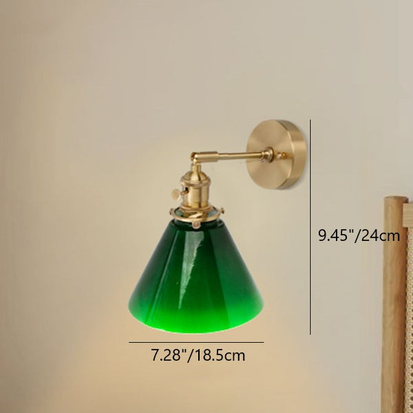 Traditionelle Vintage-Wandleuchte aus Glas, Eisen und Kupfer in Grün mit konischem Schirm, 1-flammig, für das Wohnzimmer 