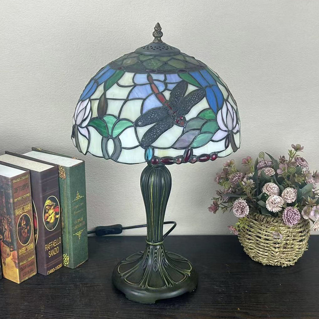 Lampe de table à 1 lumière avec dôme en verre métallique Tiffany traditionnel, motif raisin, fleur, libellule et papillon pour chevet 