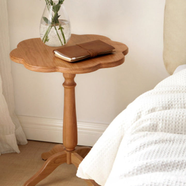طاولة قهوة خشبية كرزية بأرجل أربعة وقاعدة أسطوانية تقليدية وزهرية لغرفة المعيشة 