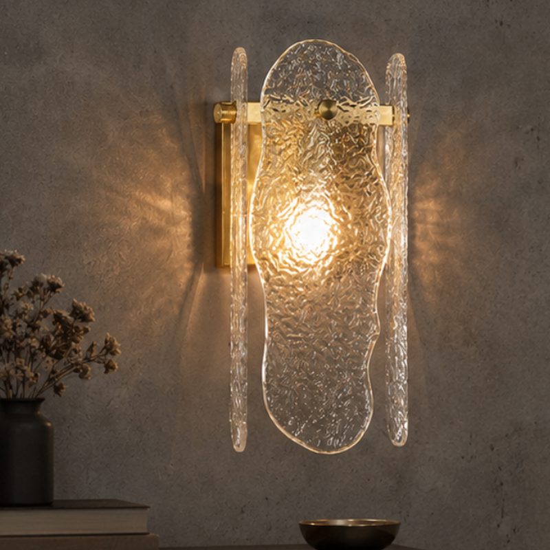 Moderne minimalistische Wasserwellen-Eisen-Glas-1-Licht-Wandleuchte für das Schlafzimmer 