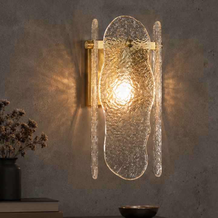 Moderne minimalistische Wasserwellen-Eisen-Glas-1-Licht-Wandleuchte für das Schlafzimmer 