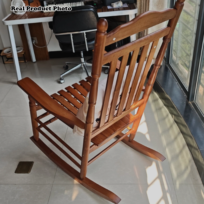 Moderner minimalistischer Schaukelstuhl aus gebogenem Pappelholz mit Rückenlehne und Armlehne für das Wohnzimmer 