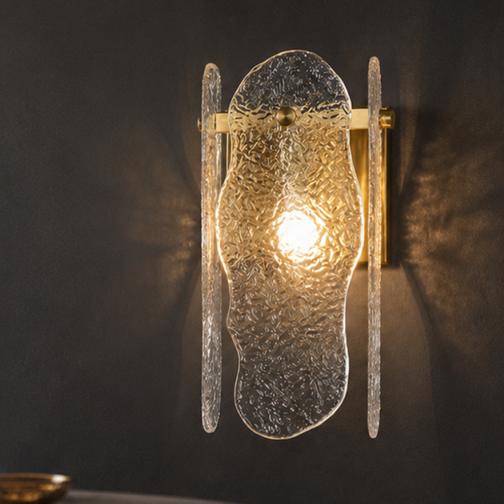 Moderne minimalistische Wasserwellen-Eisen-Glas-1-Licht-Wandleuchte für das Schlafzimmer 