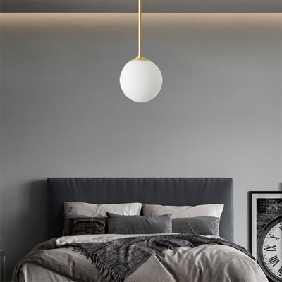 Eisen Nordic Persönlichkeit Goldene Gerade Stange Weißer Kugel Design 1-Licht Pendelleuchte 