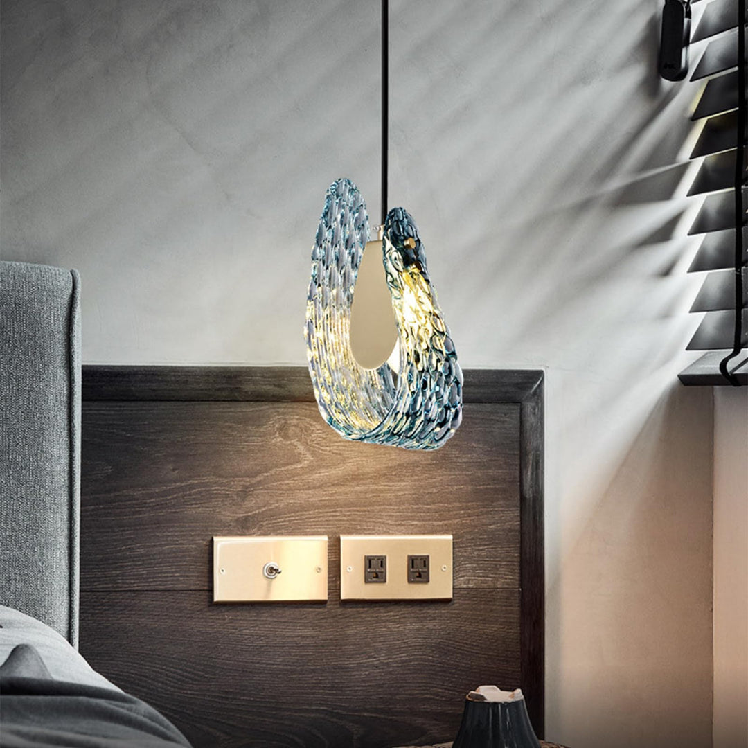 Zeitgenössische Luxus-Pendelleuchte aus gebogenem strukturiertem Glas und Messing mit 1 Licht für das Wohnzimmer 