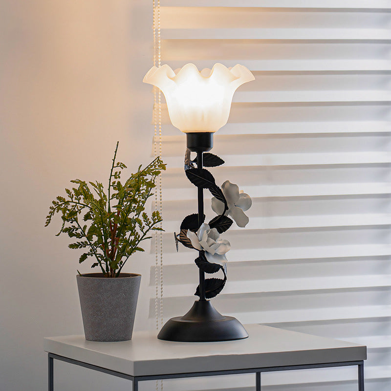 Contemporary Scandinavian Rose-shaped Iron Acrylic Glass 1-Light Table Lamp For Bedroom