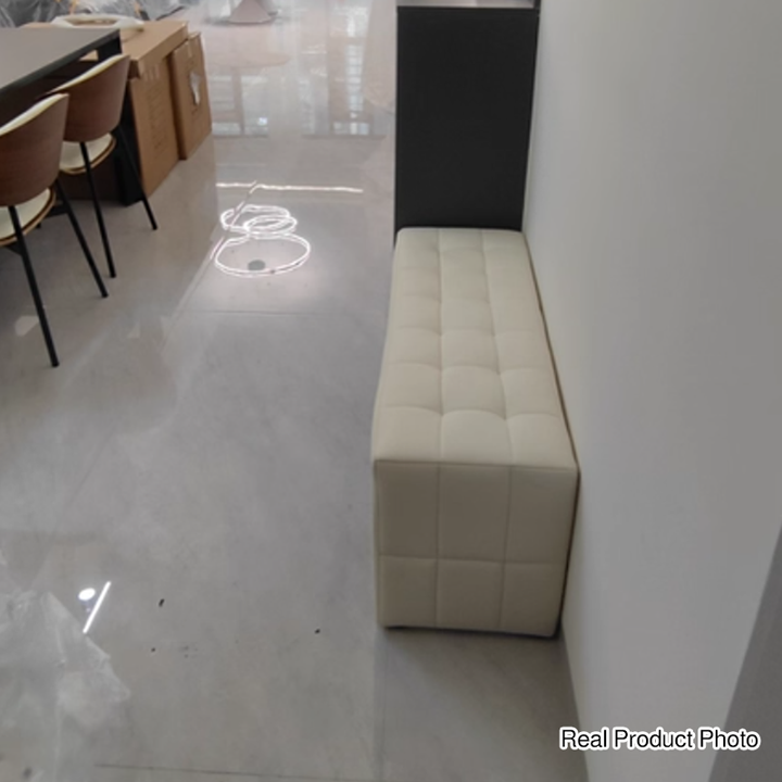 Moderner luxuriöser Schuhbank aus Kunstleder, Massivholz und Sperrholz in rechteckiger Form mit offener Ablage für den Eingangsbereich 