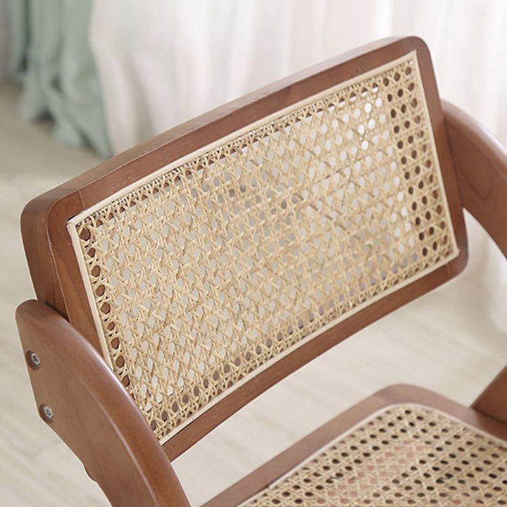 Zeitgenössischer nordischer Klappstuhl aus Gummibaumholz und Rattan-Weberei mit Rückenlehne für das Esszimmer 