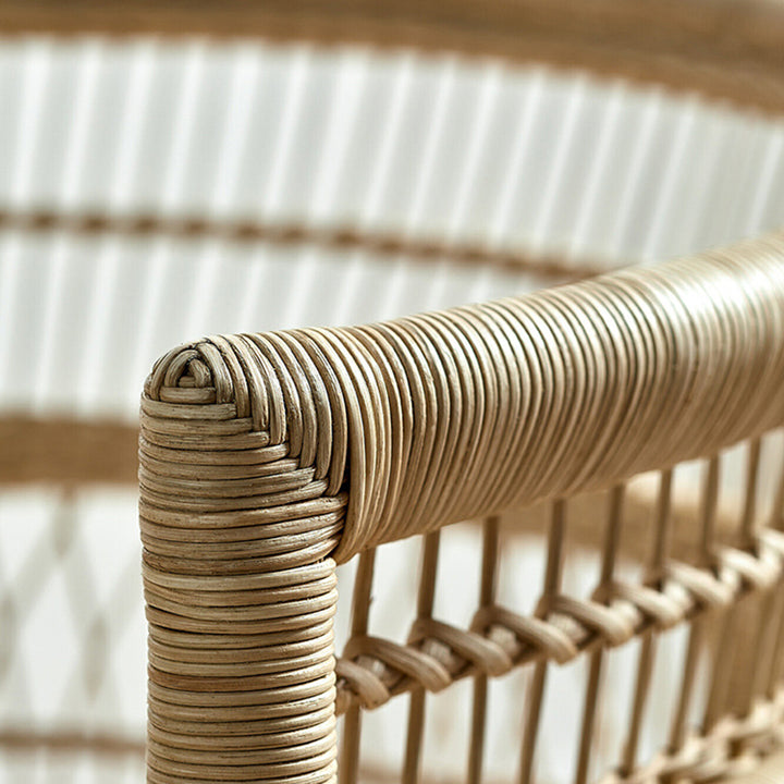 Zeitgenössischer nordischer handgewebter natürlicher Rattan-Akzentstuhl mit rundem Rückenteil - Atmungsaktiver Indoor- &amp; Outdoor-Loungesessel für Balkon &amp; Garten 