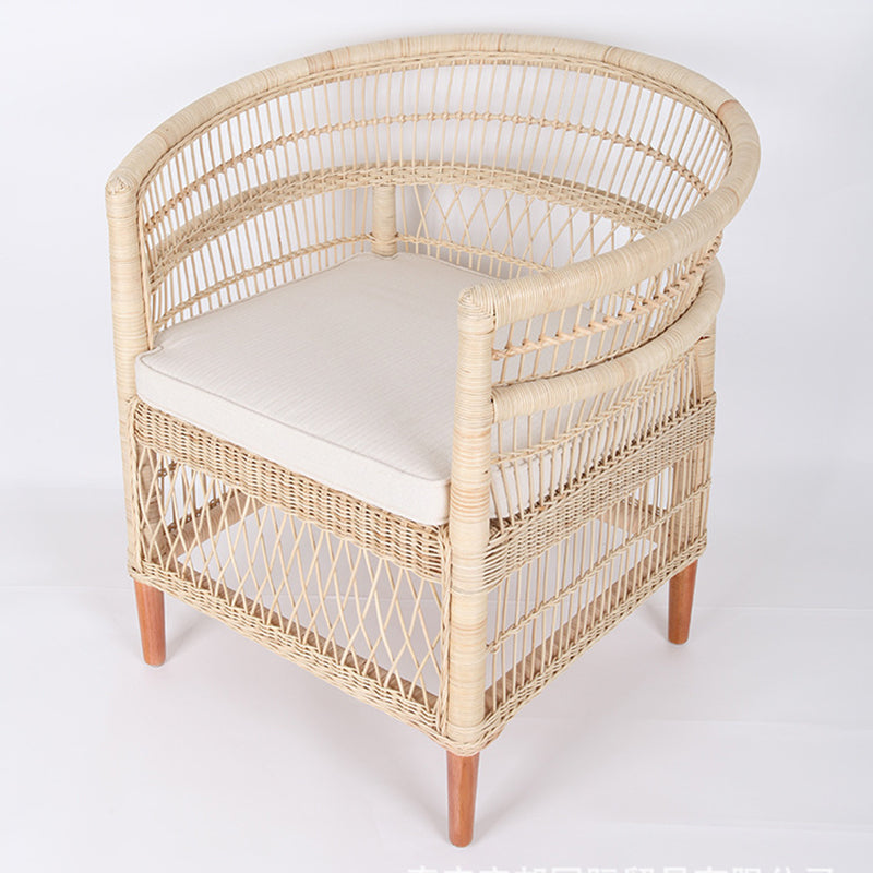 Zeitgenössischer nordischer handgewebter natürlicher Rattan-Akzentstuhl mit rundem Rückenteil - Atmungsaktiver Indoor- &amp; Outdoor-Loungesessel für Balkon &amp; Garten 