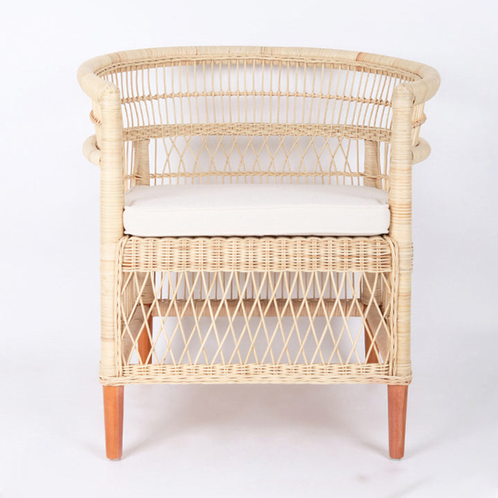 Zeitgenössischer nordischer handgewebter natürlicher Rattan-Akzentstuhl mit rundem Rückenteil - Atmungsaktiver Indoor- &amp; Outdoor-Loungesessel für Balkon &amp; Garten 