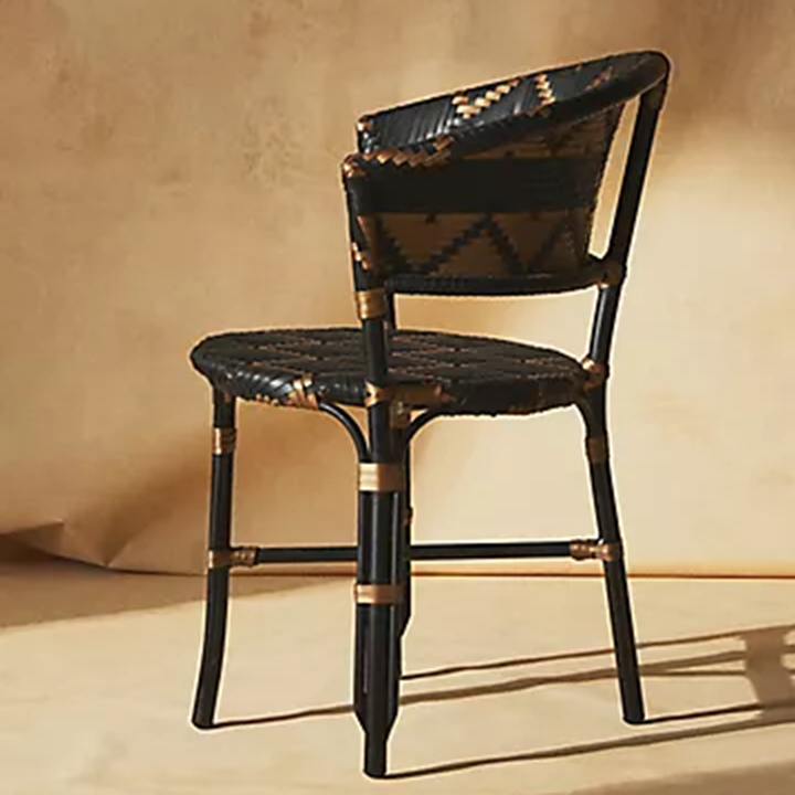 Silla de comedor tejida con ratán de bistró francés tradicional con patrón geométrico tejido a mano - Silla trasera para comedor y café 