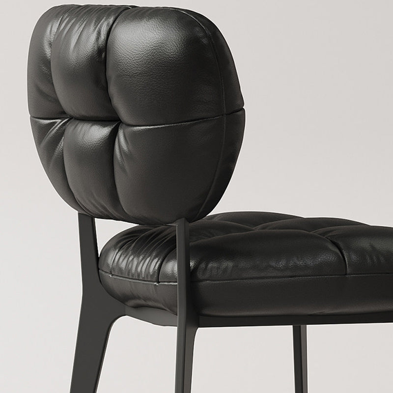 Chaise de salle à manger moderne de luxe en cuir microfibre et acier au carbone avec coussin en éponge haute densité pour salle à manger 