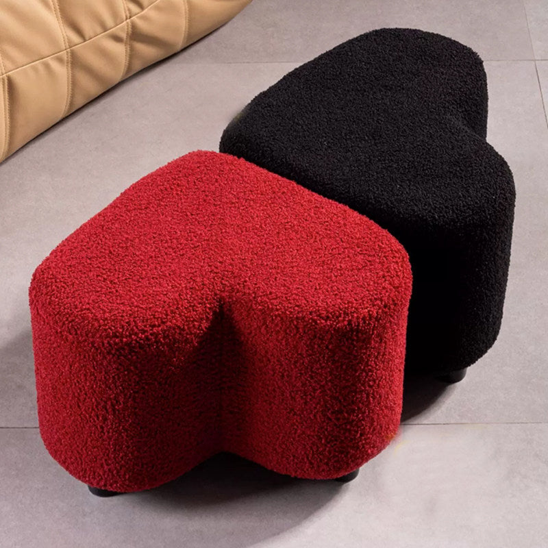 Taburete bajo contemporáneo y creativo con forma de corazón en tela sherpa, otomana decorativa con estructura de madera contrachapada para recibidor y sala de estar 