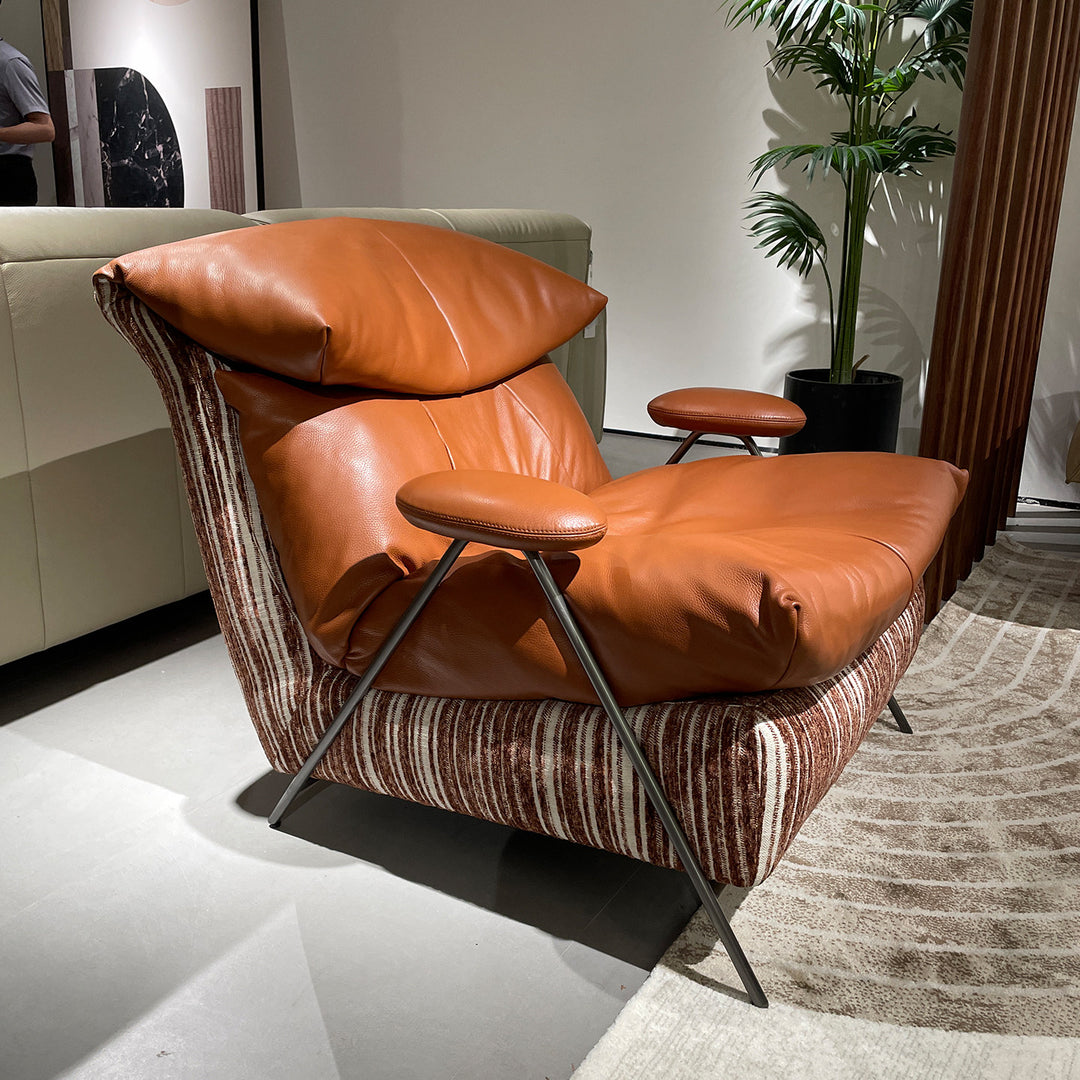 Modern Luxury Solid Wood Black Titanium Genuine Leather Fabric Soft Upholstered Accent Chair With Arms And Backrest For Living Room