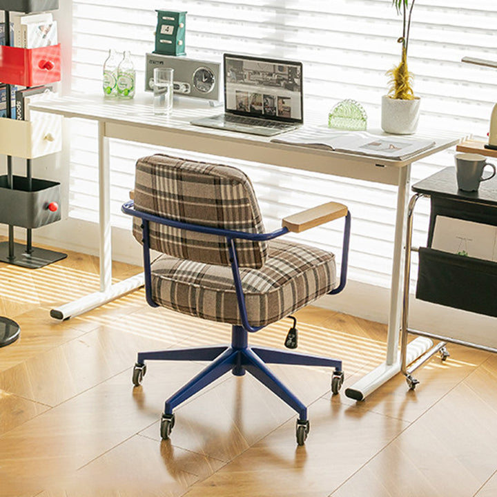 Zeitgenössischer Retro-Drehstuhl aus Aluminiumlegierung, Edelstahlgewebe, mit abgerundeter, verstellbarer Höhe, Armlehnen &amp; Rädern für das Home Office und Schlafzimmer 