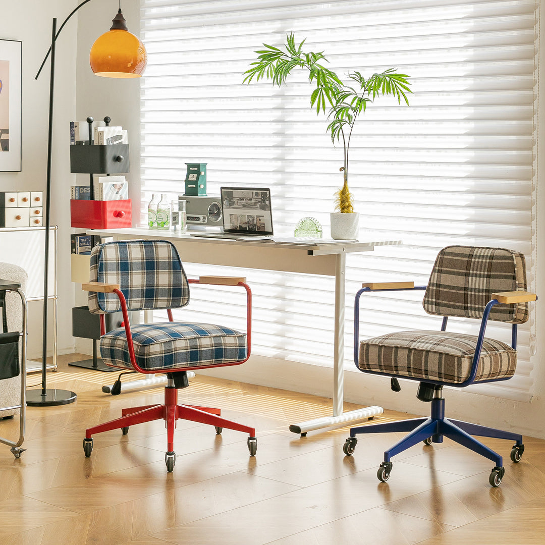 Zeitgenössischer Retro-Drehstuhl aus Aluminiumlegierung, Edelstahlgewebe, mit abgerundeter, verstellbarer Höhe, Armlehnen &amp; Rädern für das Home Office und Schlafzimmer 