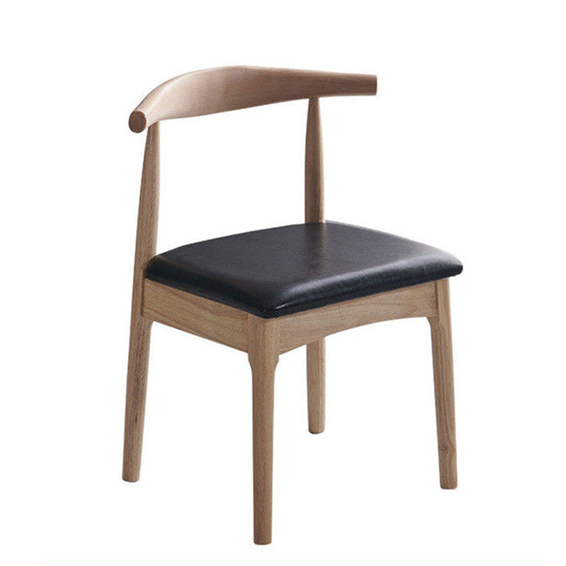 Moderner nordischer Esszimmerstuhl aus massivem Gummibaumholz &amp; Sperrholz mit Kunstleder in Hornform und Rückenlehne für Esszimmer &amp; Wohnzimmer 