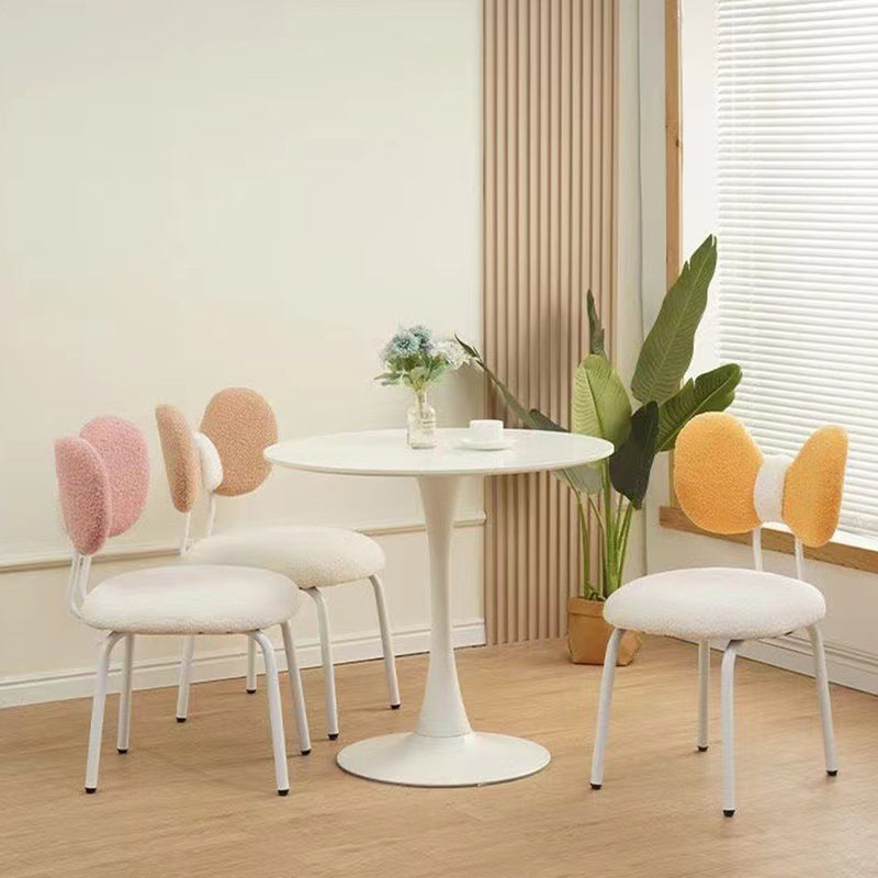 Tabouret de coiffeuse rotatif en PVC, fer et peau d’agneau, design nœud moderne minimaliste, avec dossier, pour chambre à coucher 