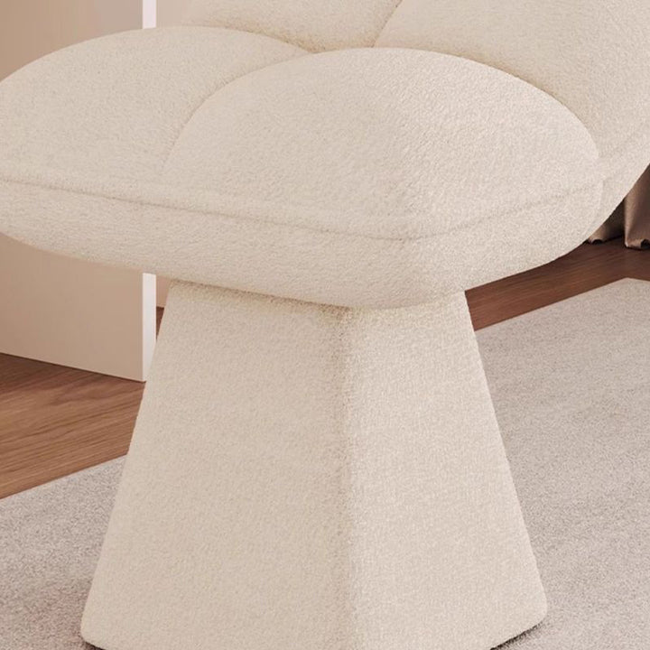 Zeitgenössischer drehbarer, rückenloser Schminkhocker in vierblättriger Kleeblattform im nordischen Stil aus Chenille und Sperrholz für das Schlafzimmer 