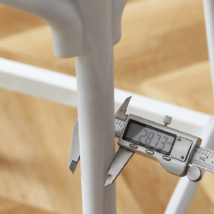 Tabouret de bar carré minimaliste moderne en PP avec dossier pour salle à manger et cuisine 