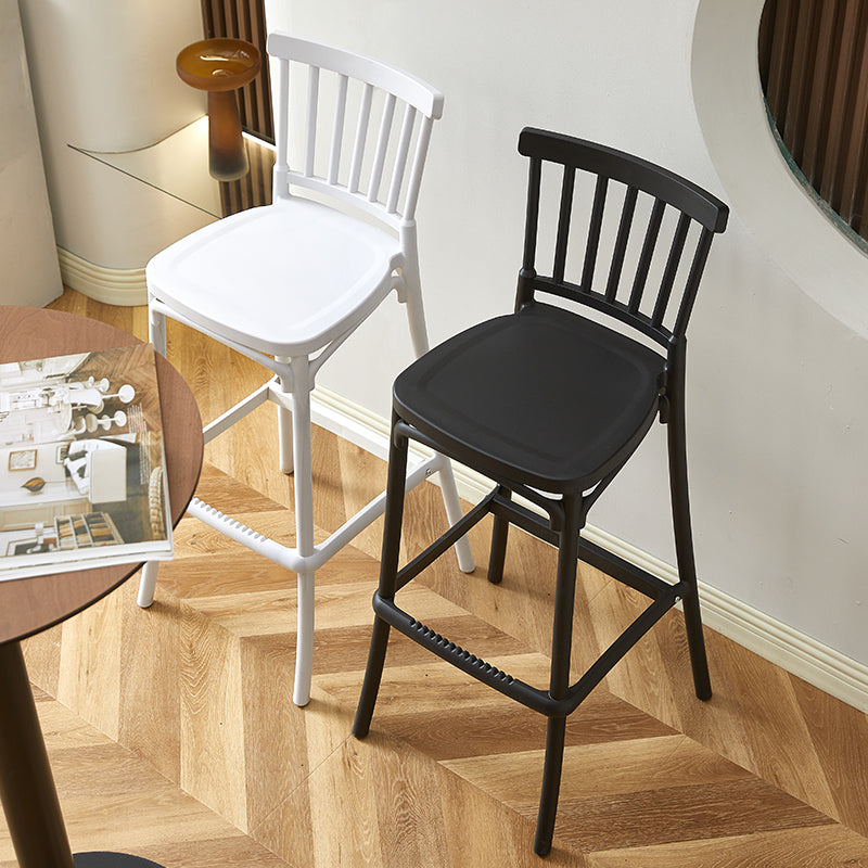 Tabouret de bar carré minimaliste moderne en PP avec dossier pour salle à manger et cuisine 