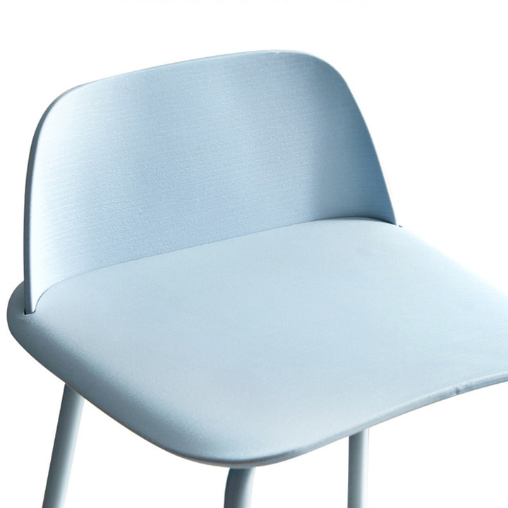 Tabouret de bar rectangulaire moderne minimaliste en PP et acier au carbone avec dossier et repose-pieds pour salle à manger 