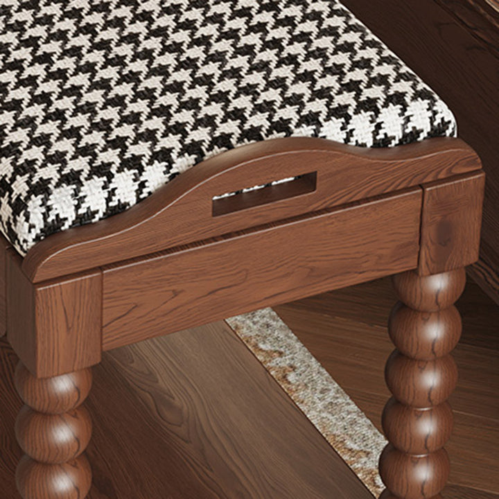 Banc à chaussures rectangulaire en bois massif traditionnel français avec tissu, pieds tournés et rangement à 2 niveaux pour entrée 