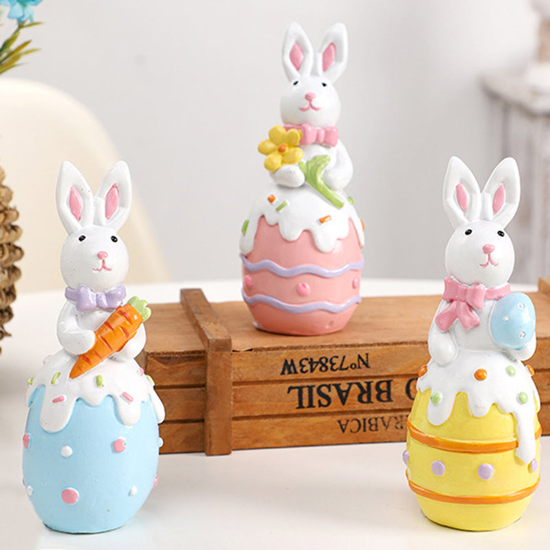 Figurine décorative contemporaine en résine de lapin de Pâques créatif avec accent œuf pour salon et décoration de fête 