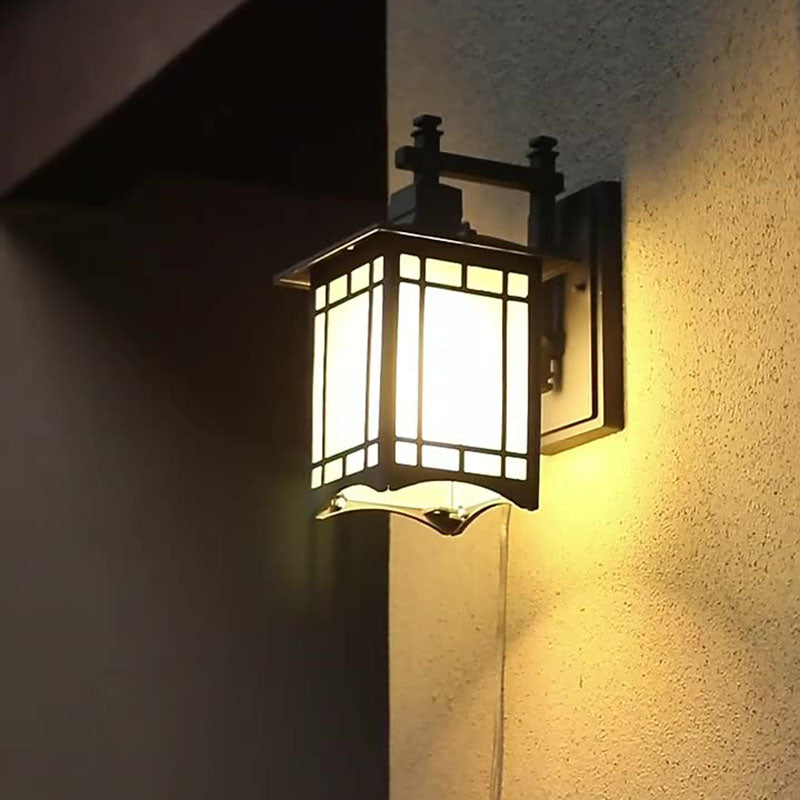 Lanterne murale extérieure en forme de lanterne chinoise traditionnelle étanche en aluminium et verre à 1 lumière pour jardin 