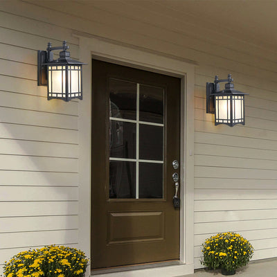 Traditional Chinese Waterproof Lantern Shaped Aluminum Glass 1-Light Outdoor Wall Sconce Lamp For Garden