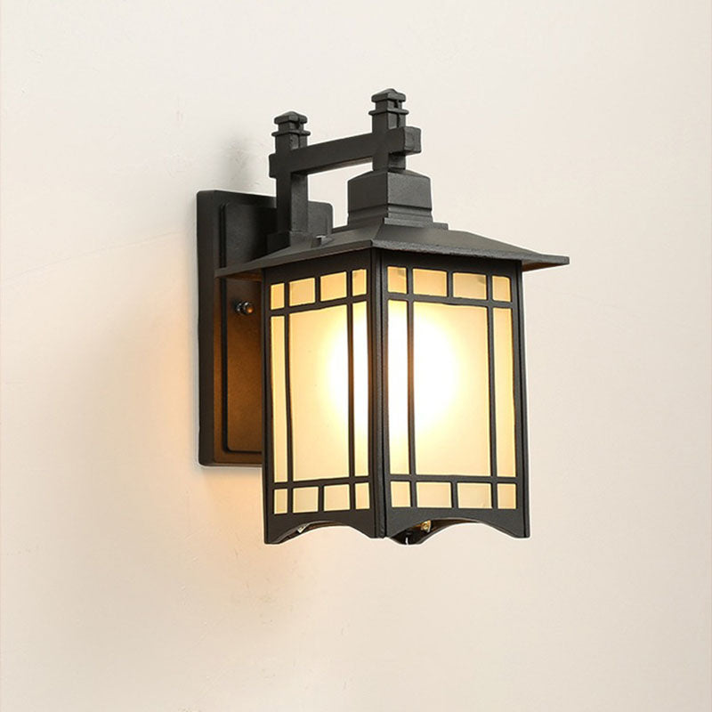 Traditional Chinese Waterproof Lantern Shaped Aluminum Glass 1-Light Outdoor Wall Sconce Lamp For Garden