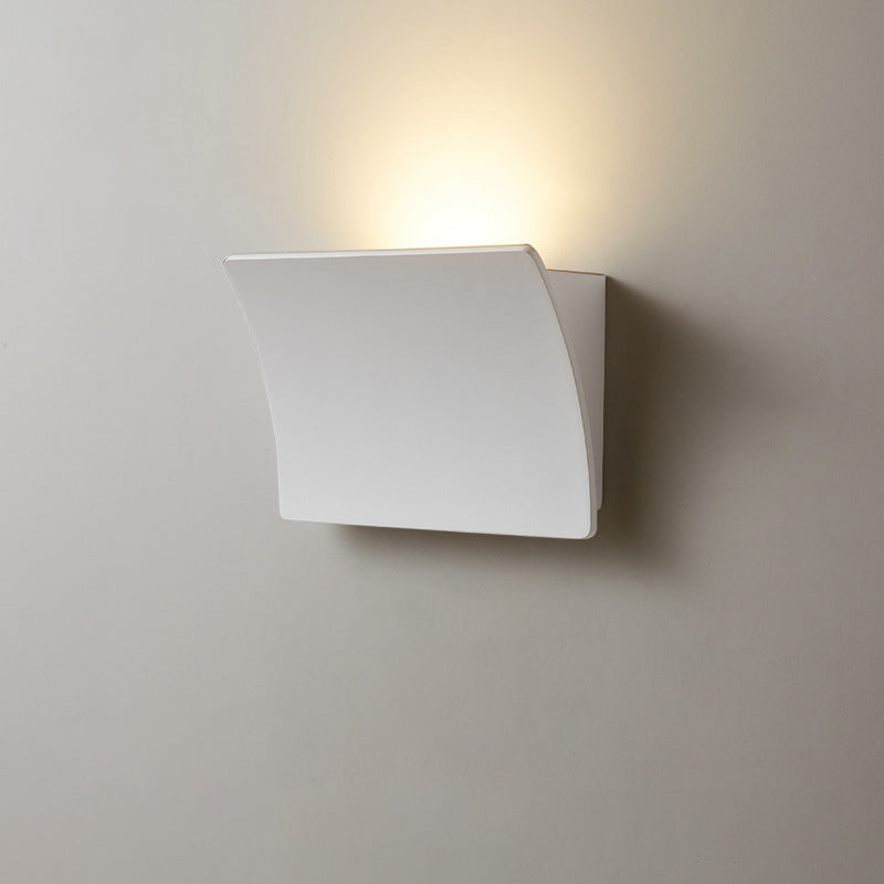 Moderne minimalistische Aluminium-Acryl-Quadrat-LED-Wandleuchte für das Schlafzimmer 