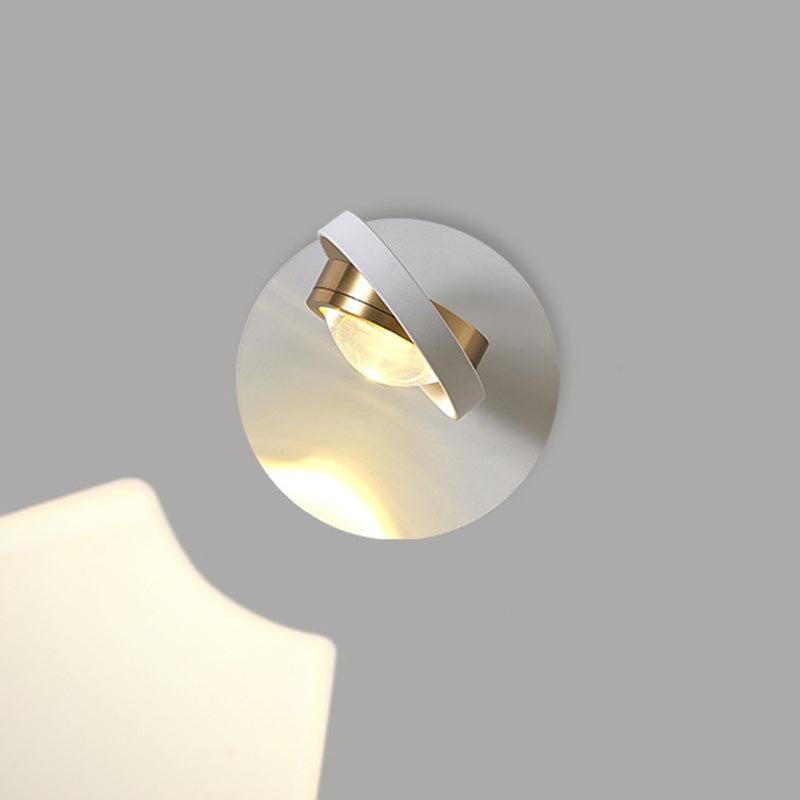 Lámpara de pared LED de acrílico de aluminio de hierro cuadrado esférico giratorio de simplicidad moderna para dormitorio 
