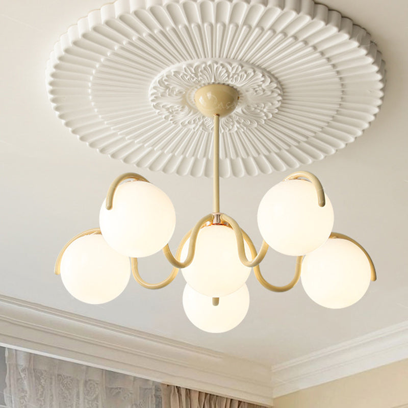 Lustre contemporain scandinave en fer sphérique avec verre à 6 lumières pour chambre 