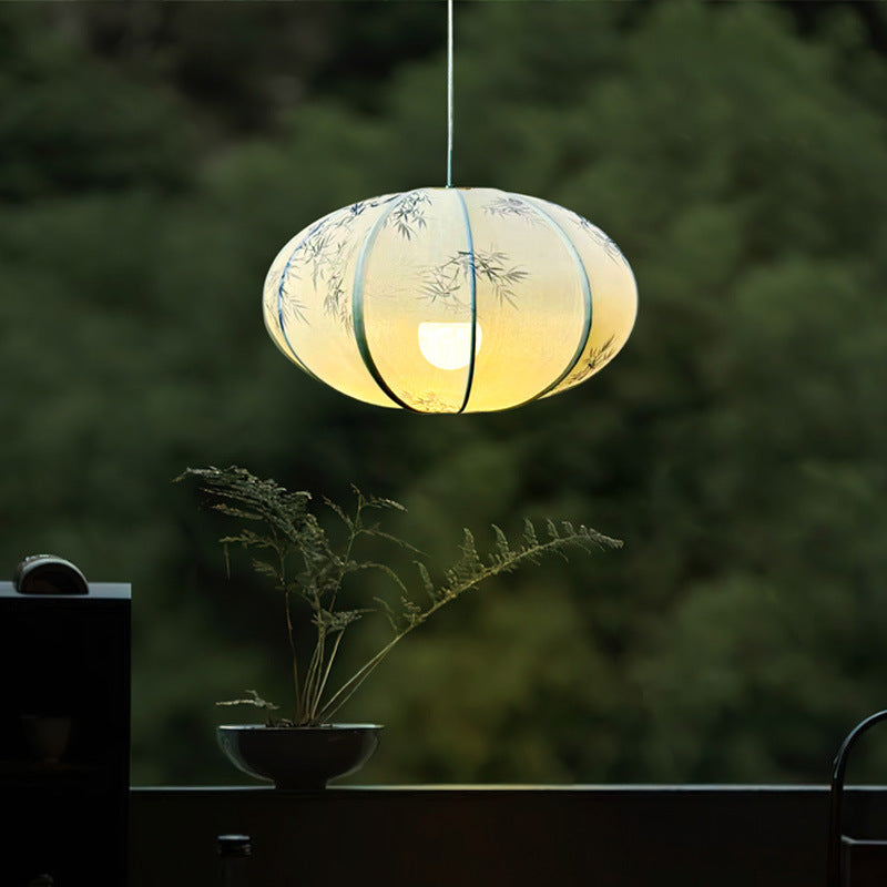 Traditional Chinese Lantern Shaped Metal Fabric 1-Light Pendant Light For Dining Room