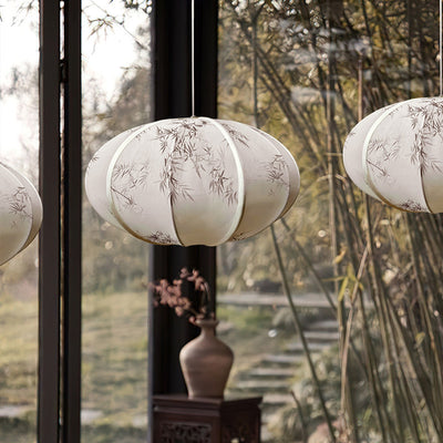 Traditional Chinese Lantern Shaped Metal Fabric 1-Light Pendant Light For Dining Room