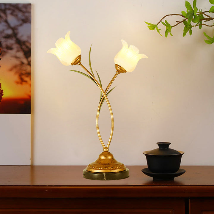 Lámpara de mesa contemporánea creativa de hierro con forma de flor de vidrio de 2 luces para dormitorio 