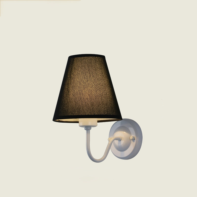 Lámpara de Aplique de Pared de 1 Luz de Tela de Hierro Cónica de Cúpula Vintage Tradicional Para Dormitorio 