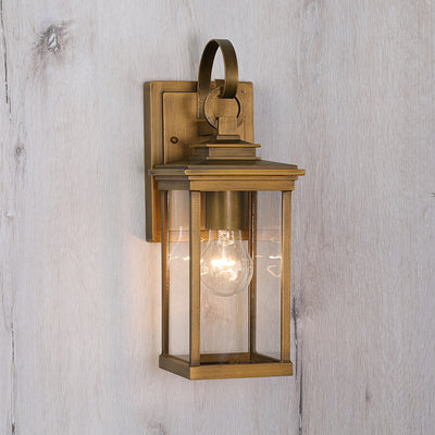 Traditional Vintage Waterproof Lantern-Shaped Metal Glass 1-Light Wall Sconce Lamp For Garden